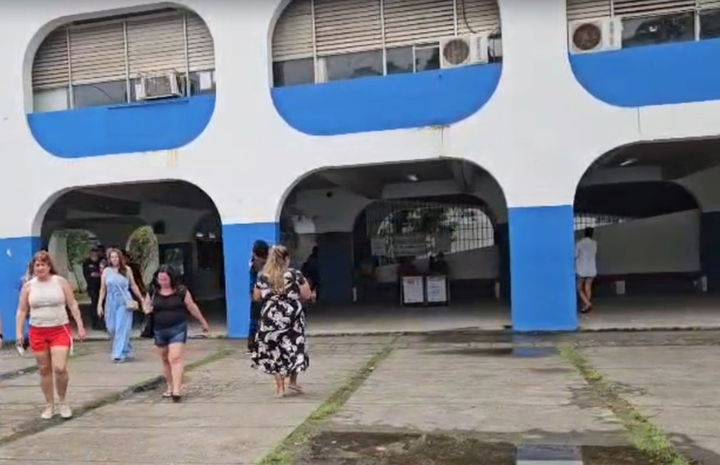 Homem morre após sofrer parada cardiorrespiratória em seção eleitoral | G1