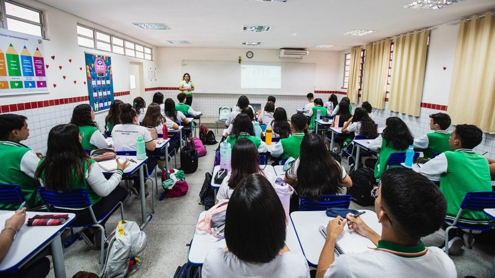 Matrículas em escolas estaduais do interior do Ceará para 2026 começam nesta terça; veja detalhes