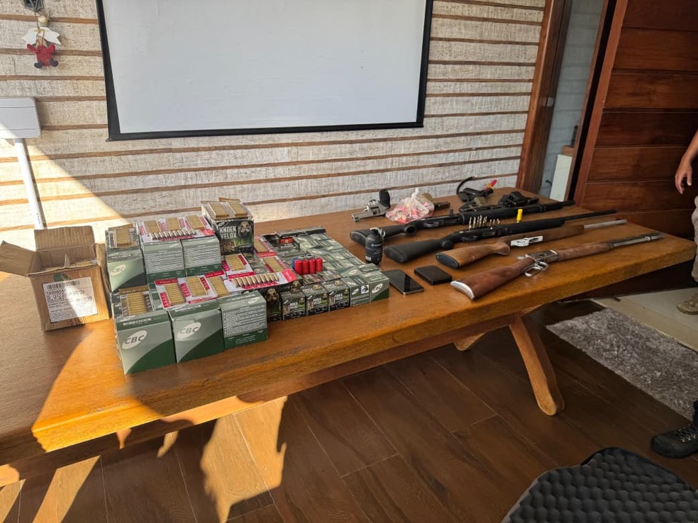 Material apreendido pela polícia — Foto: Polícia Civil