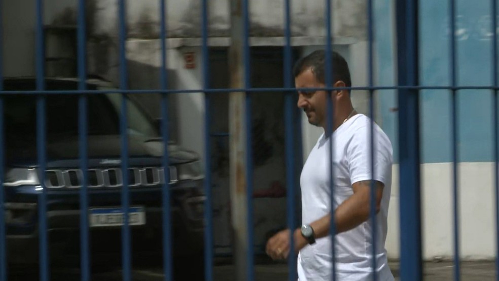 Lê Braga (PSD) preso pela PF. — Foto: Lucas Rodrigues/TV Vanguarda