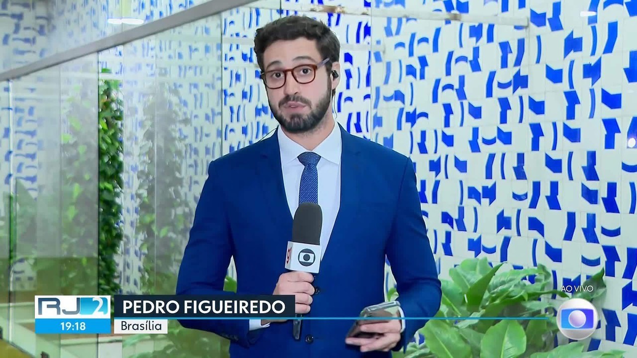 Relatora no TSE vota pela cassação de mandato e inelegibilidade de Cláudio Castro; julgamento é adiado 