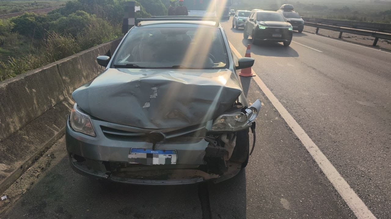 Condutor alcoolizado é preso após causar acidente na Via Dutra, em Porto Real