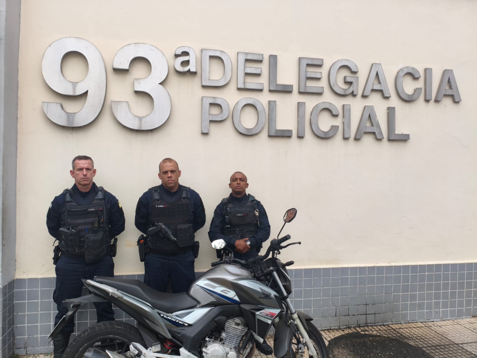 Moto clonada é apreendida em Volta Redonda