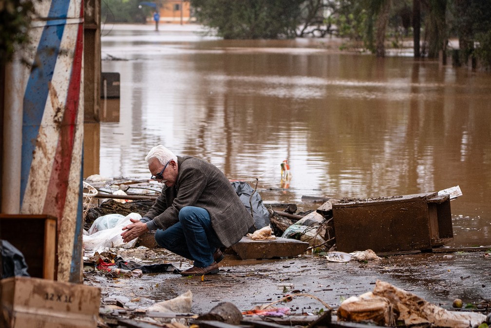 Morador de Lajeado, no Rio Grande do Sul. — Foto: Fábio Tito/g1