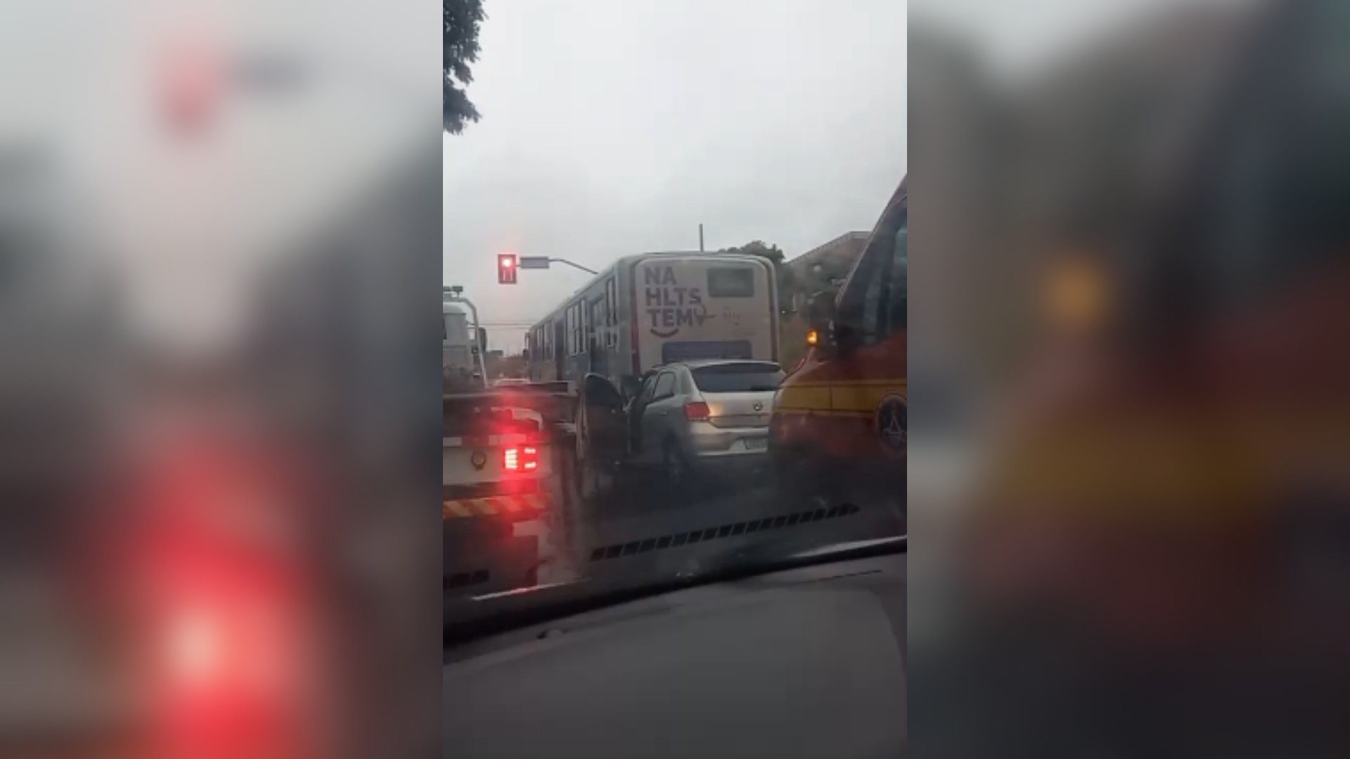 VÍDEO: Motorista com sinais de embriaguez provoca acidente com ônibus na Avenida Rondon Pacheco, em Uberlândia
