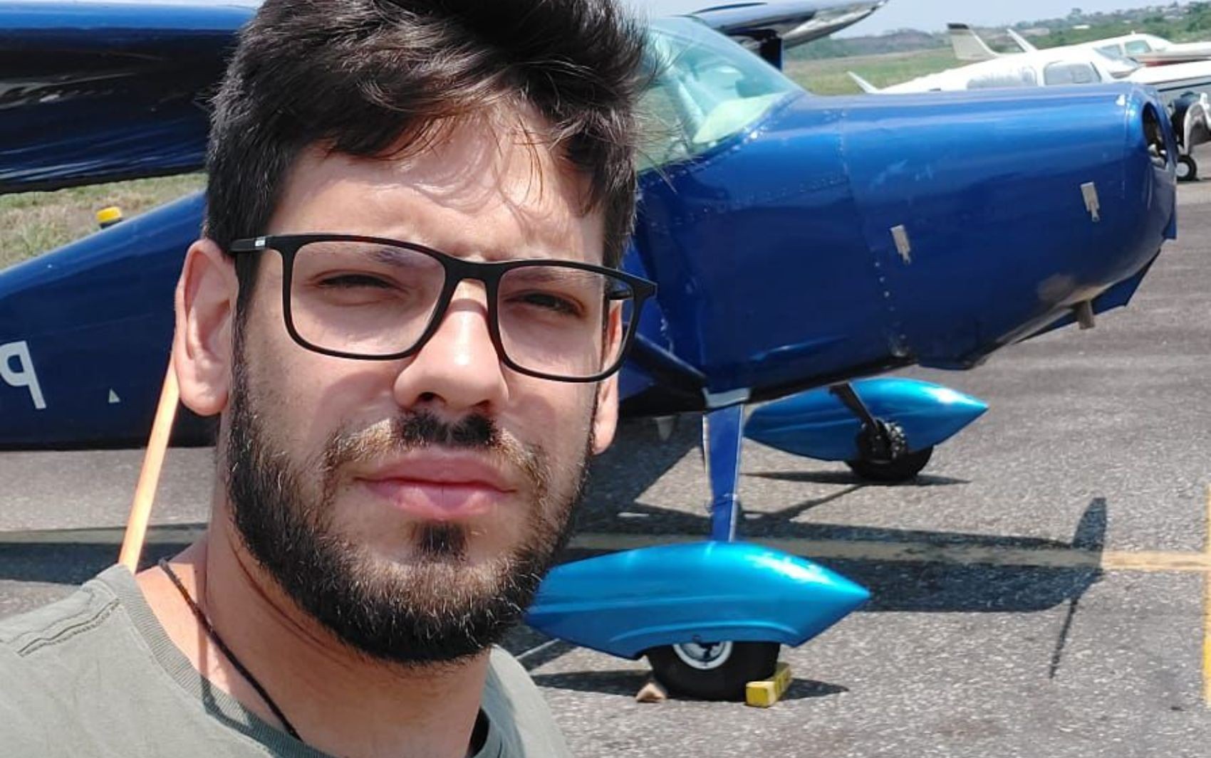 Saiba quem é o piloto que morreu após avião cair em fazenda de Goiás