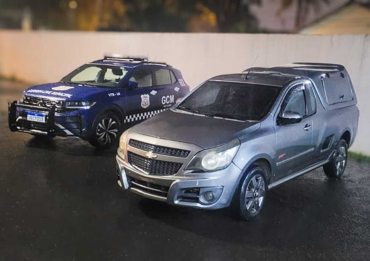 Entregador é preso ao levar mercadorias à GCM com veículo furtado no interior de SP