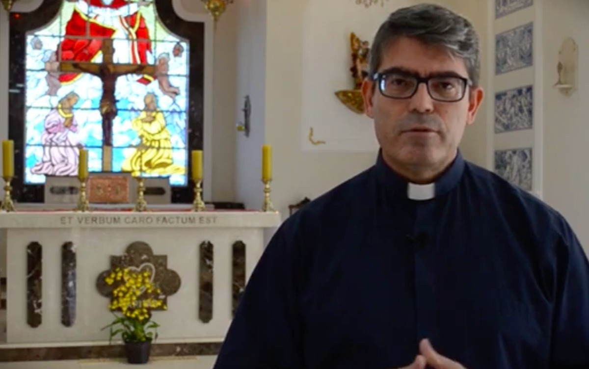 Por Que O Padre Não Pode Casar