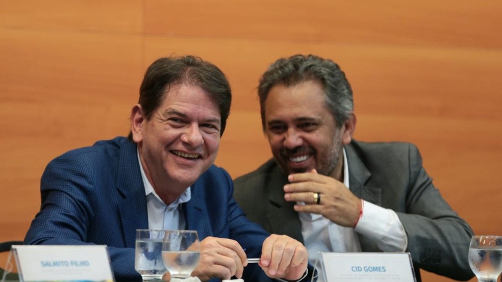 Cid Gomes e Elmano de Freitas têm cultivado bom relacionamento. — Foto: Fabiane de Paula/SVM