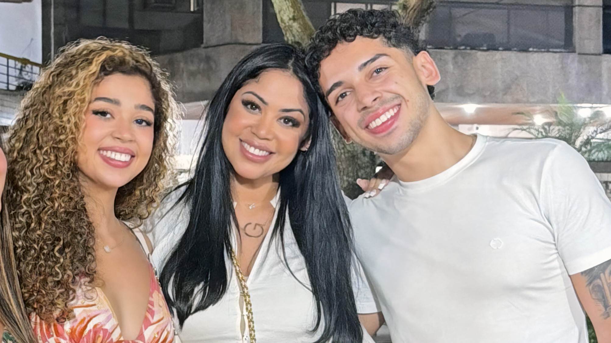 Filho da cantora gospel Gisele Nascimento presta depoimento sobre morte do tio e é liberado
