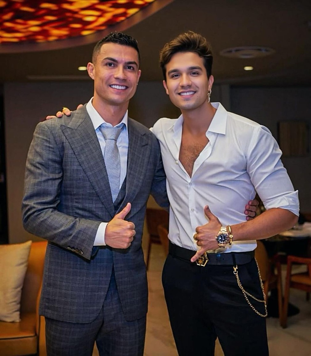 Luan Santana participa de festa de Ano Novo de Cristiano Ronaldo, em Portugal — Foto: Reprodução/Instagram