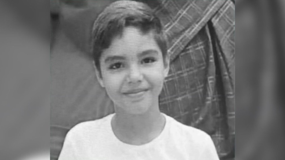 Criança de 8 anos morre atropelada por caminhão enquanto brincava de bicicleta no Ceará — Foto: TV Verdes Mares/Reprodução