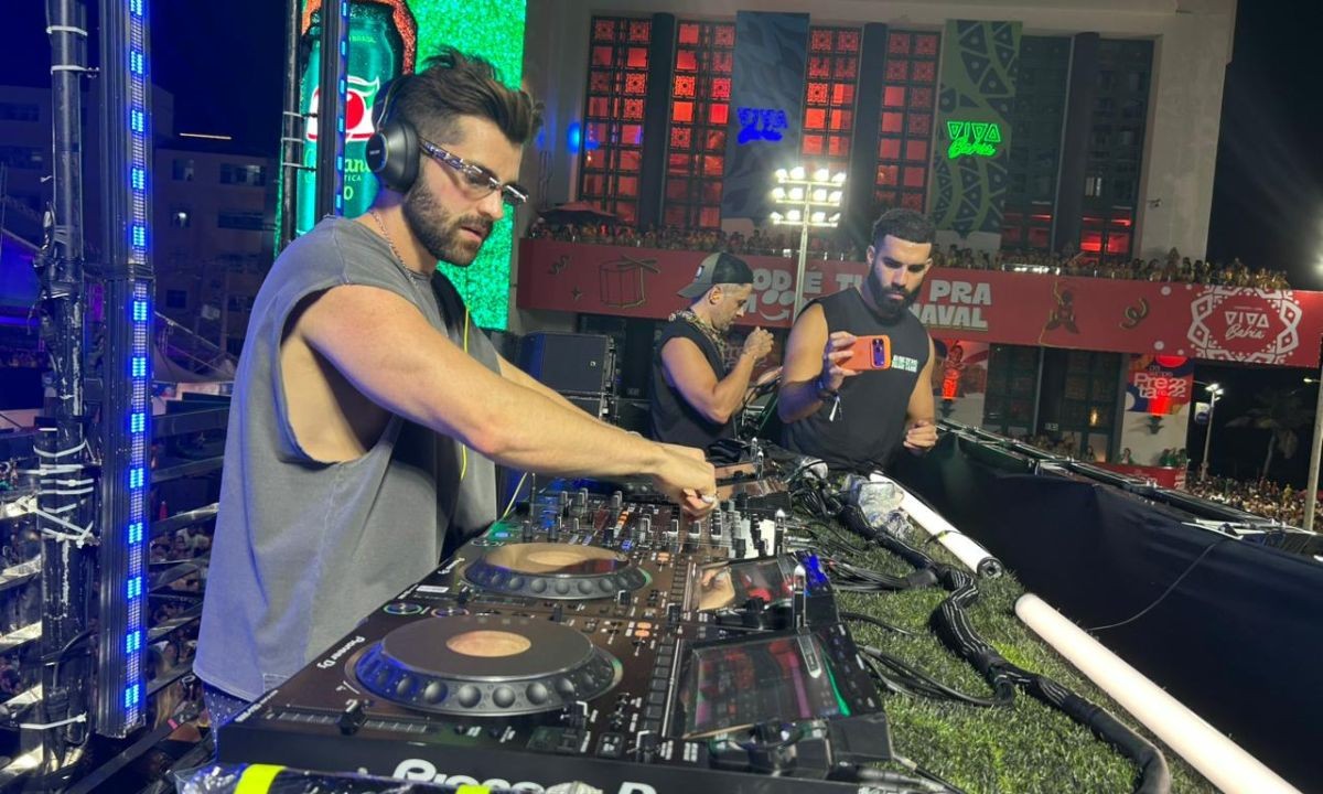 Alok revela parceria com Léo Santana e enfatiza autenticidade do carnaval de Salvador: 'Aqui é diferente'