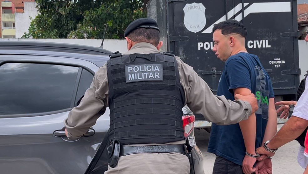 Suspeito de feminicídio em Pilões é preso — Foto: Pedro Júnior/TV Cabo Branco