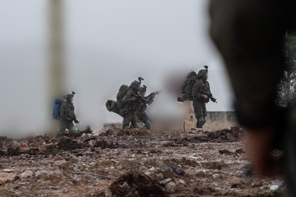 Tropas do Exército israelense operando no Líbano em foto de 9 de abril de 2026. — Foto: Divulgação/Exército de Israel
