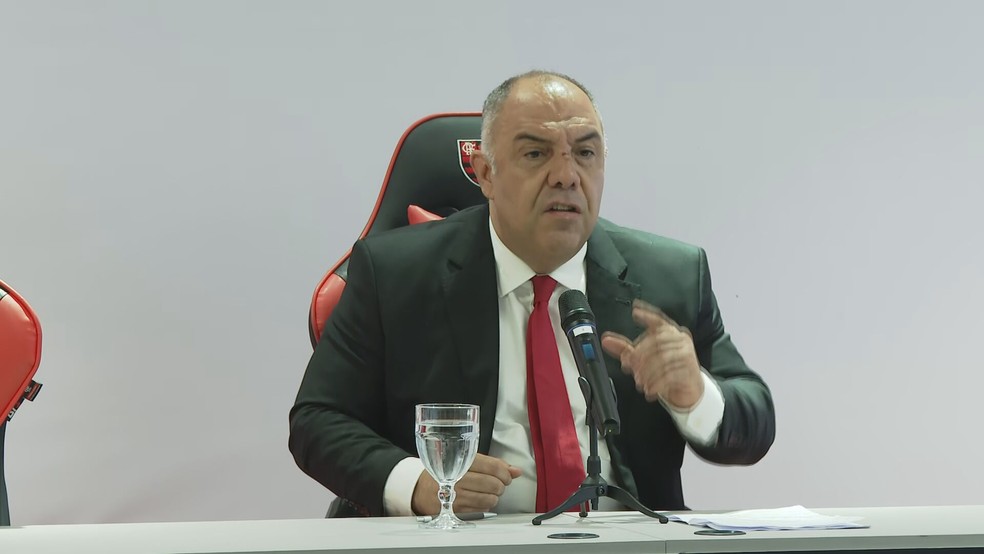 Marcos Braz concede coletiva sobre episódio em shopping — Foto: Reprodução/GloboNews