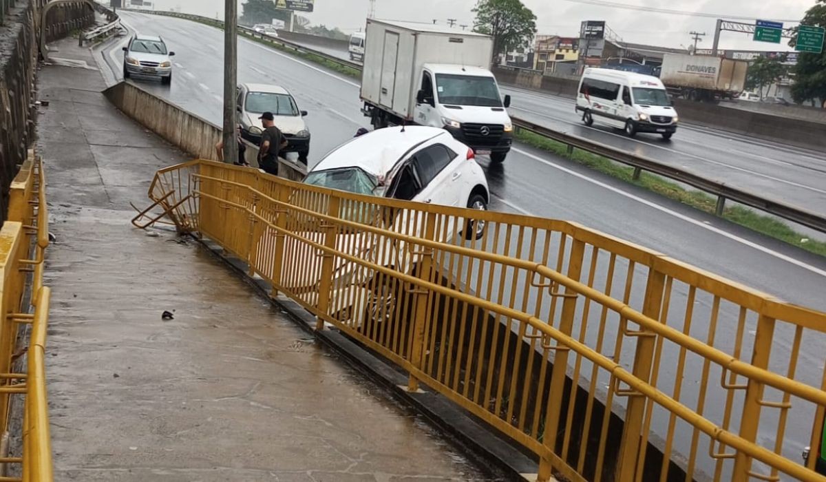 Mulher morre após acidente na Rodovia Anhanguera em Sumaré