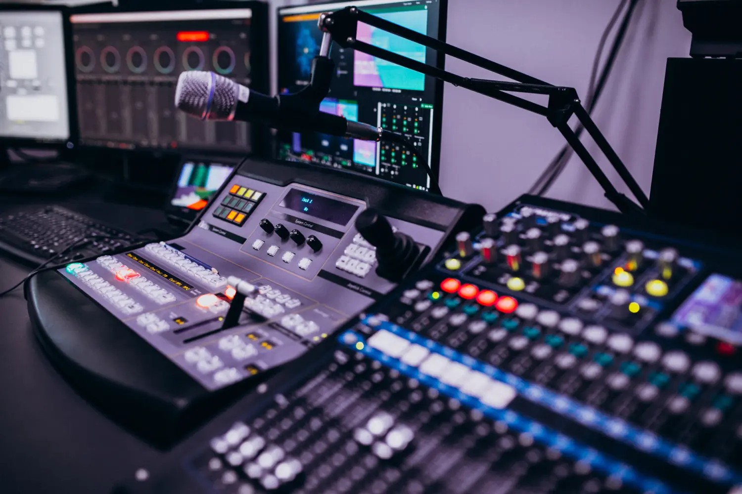 Após sair do ar em maio, Rádio Eldorado anuncia retorno a partir de outubro