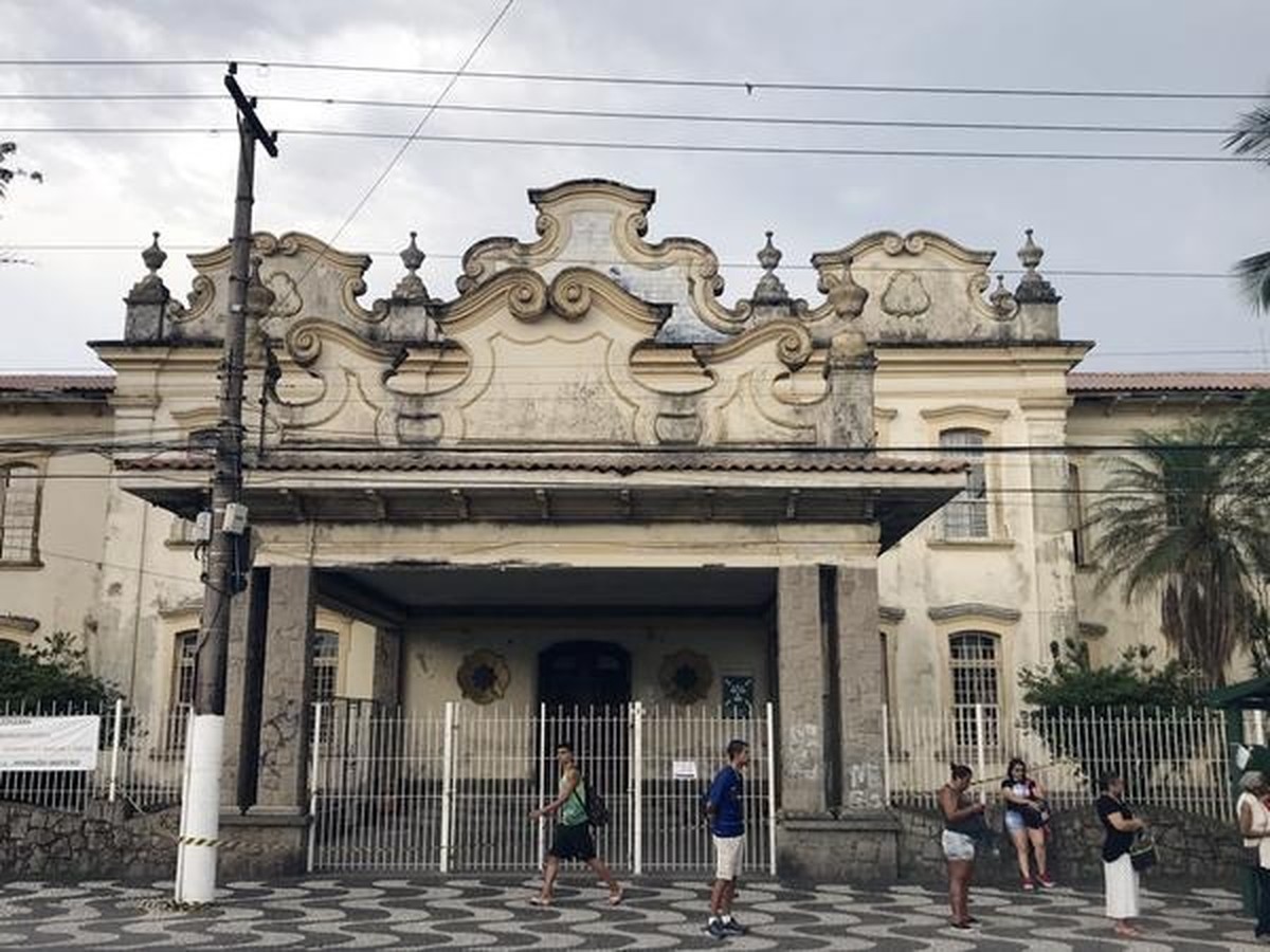 alunos-poder-o-terminar-ano-letivo-no-im-vel-da-etec-dona-escol-stica