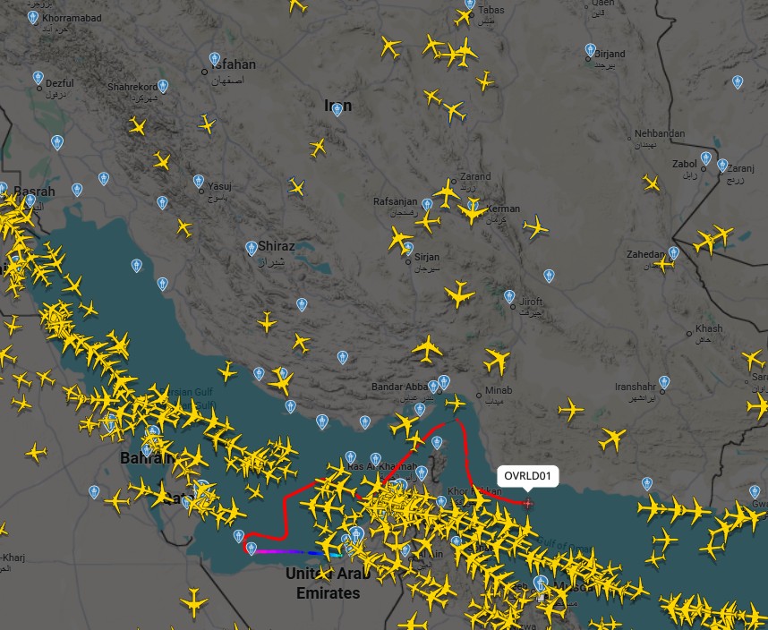 Aeronave da Marinha dos EUA faz voo próximo à costa do Irã