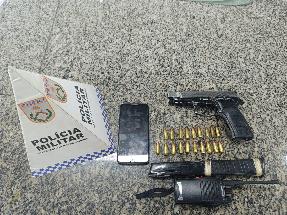 Homem com dois mandados é preso após confronto em Campos