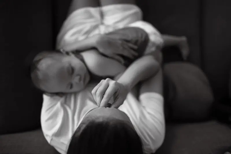 Como mulheres com sintomas de psicose e depressão pós-parto foram acusadas de bruxaria séculos atrás