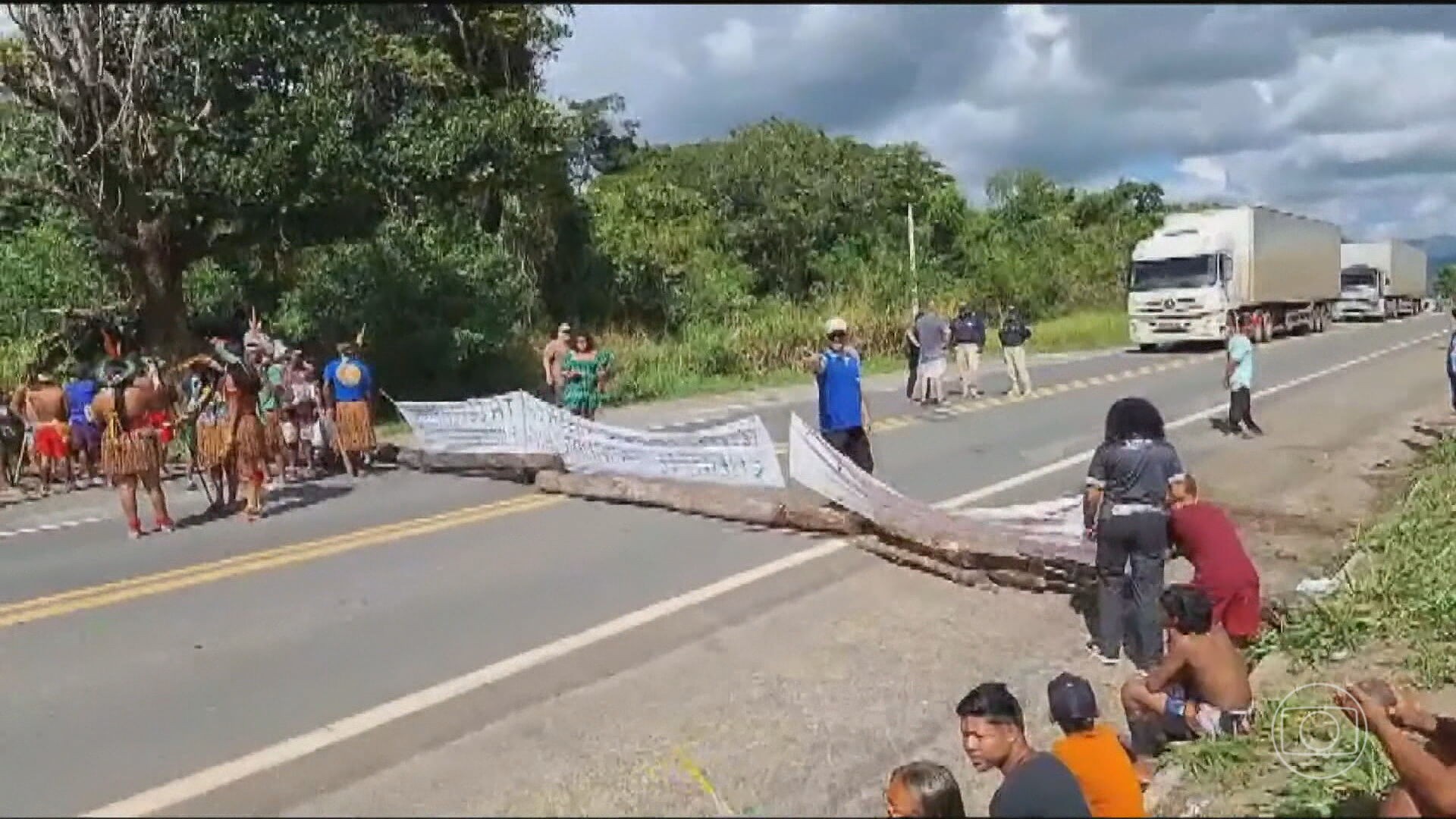 Disputa por terra gera conflitos violentos entre indígenas e fazendeiros no extremo-sul da Bahia