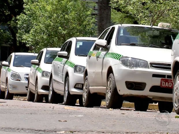 Prefeitura de Cuiabá atualiza tarifas de táxi; veja os novos valores