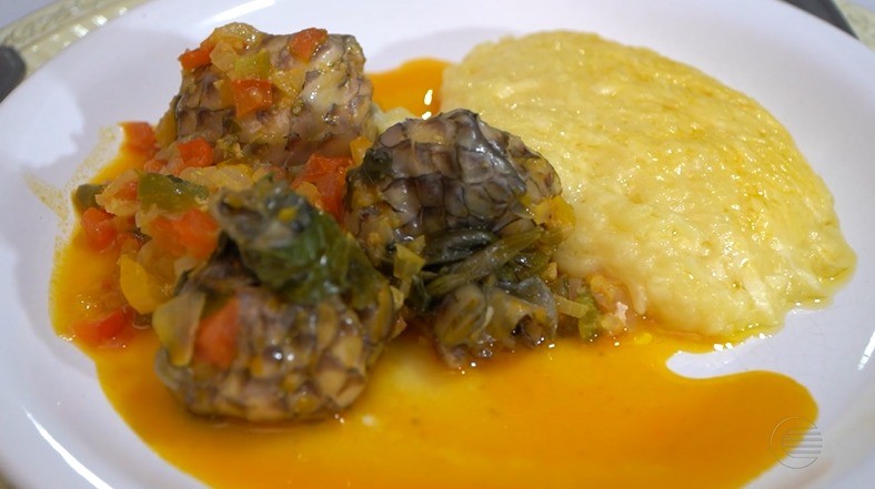 Clube Rural ensina a preparar deliciosa buchada de tilápia com purê de batata