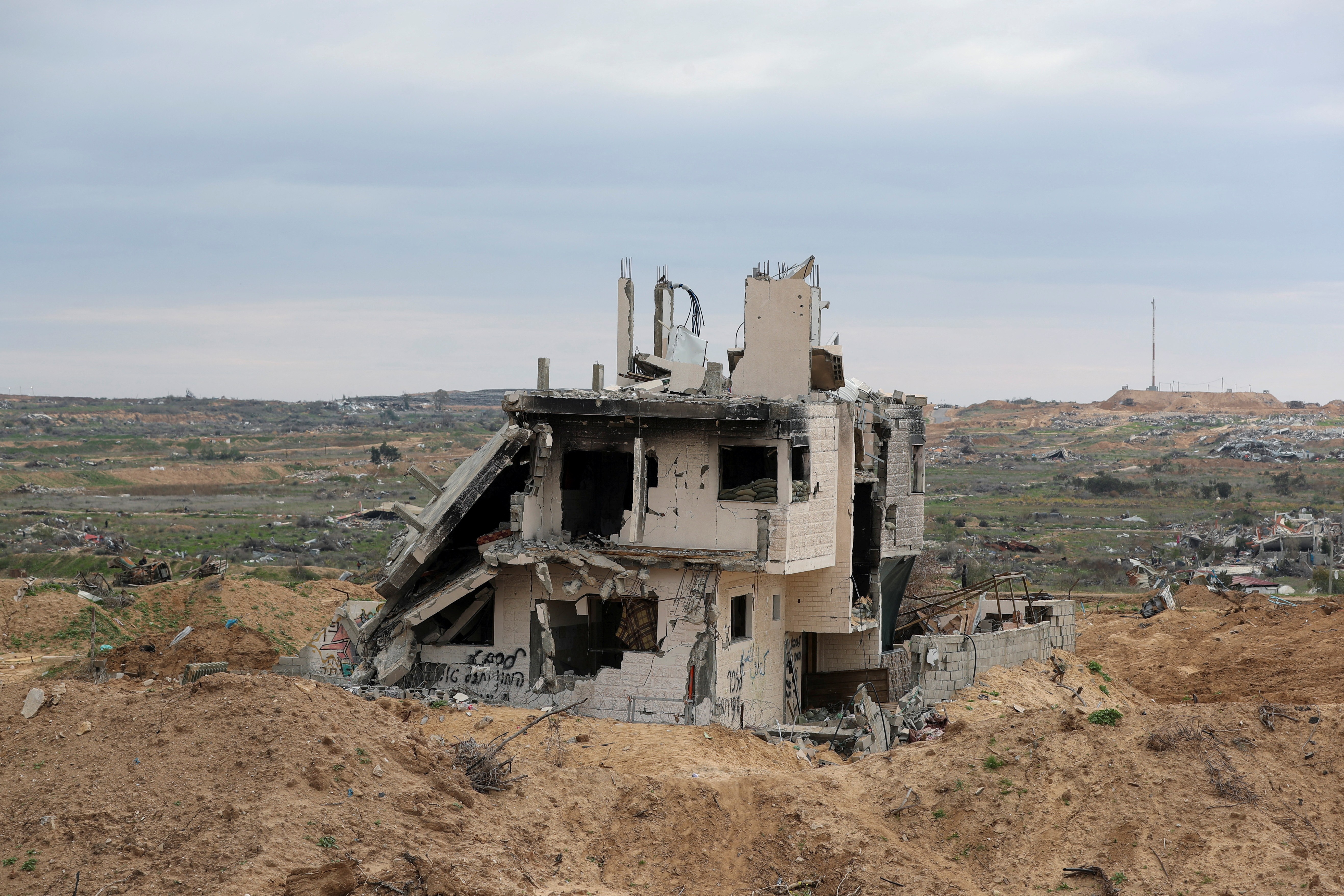 Houthis do Iêmen estão prontos para atacar caso Israel retome bombardeios a Gaza, diz líder do grupo