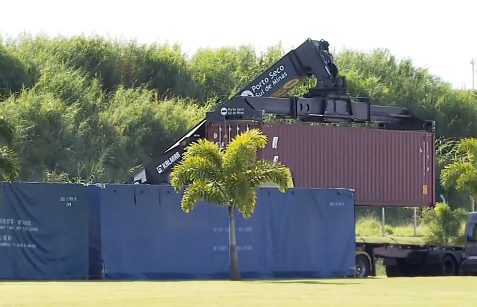 O Porto Seco Sul de Minas, em Varginha, realiza processos de importação e exportação do café — Foto: Reprodução EPTV