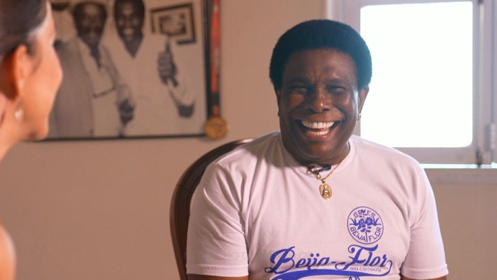 Após 50 anos, Neguinho da Beija-Flor anuncia último desfile na Sapucaí em 2025 e se emociona — Foto: Reprodução/TV Globo