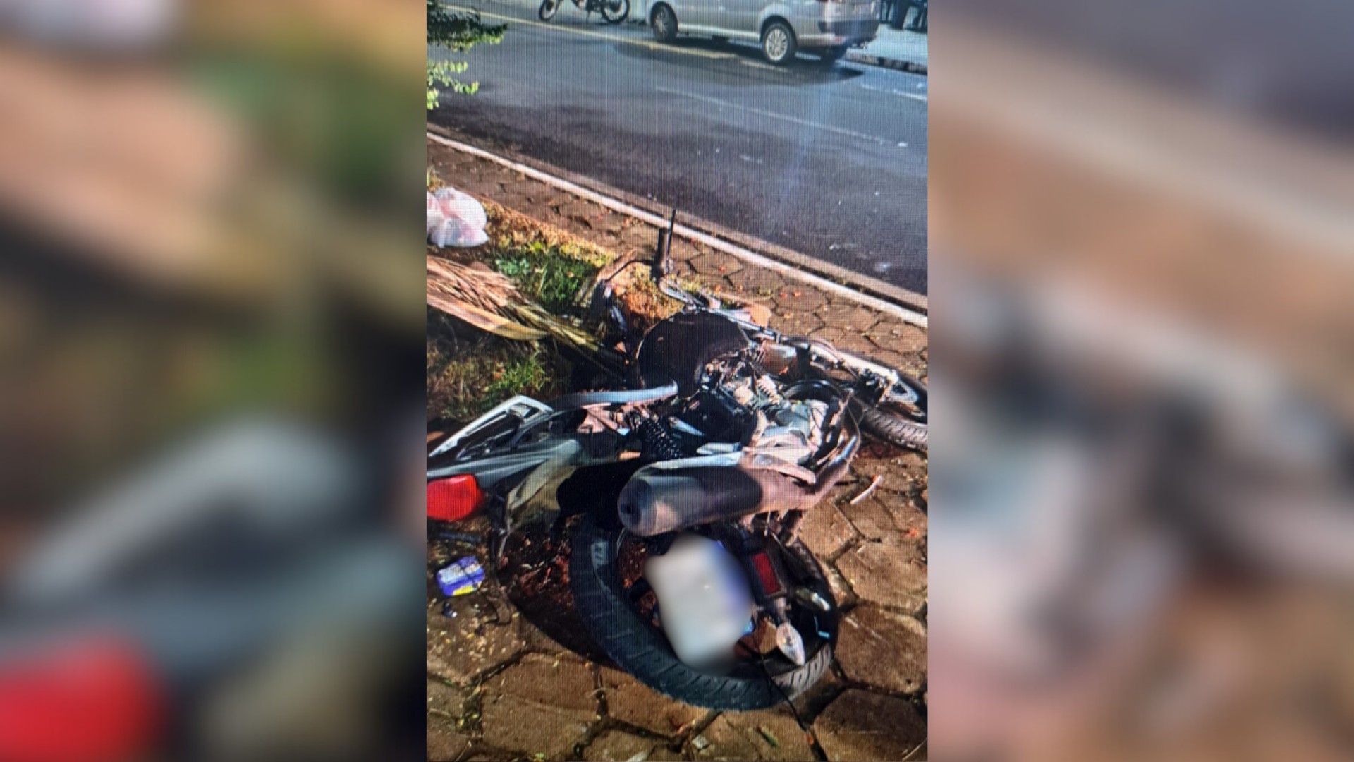 Motociclista sem habilitação morre e duas pessoas ficam feridas em acidente entre motos em Uberaba
