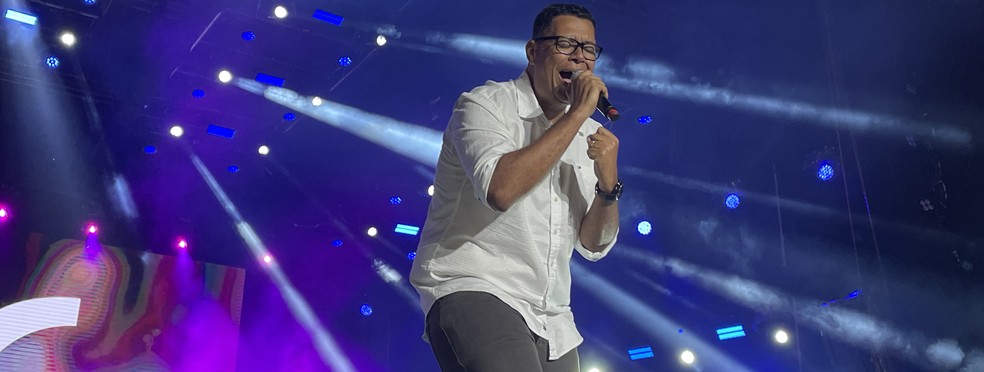 Anderson Freire no São João de Caruaru.  — Foto: Everton Freitas 