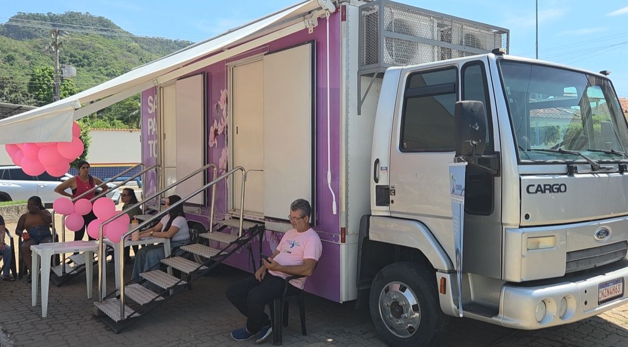 Caminhão da mamografia encerra campanha Outubro Rosa em distritos de Itaperuna