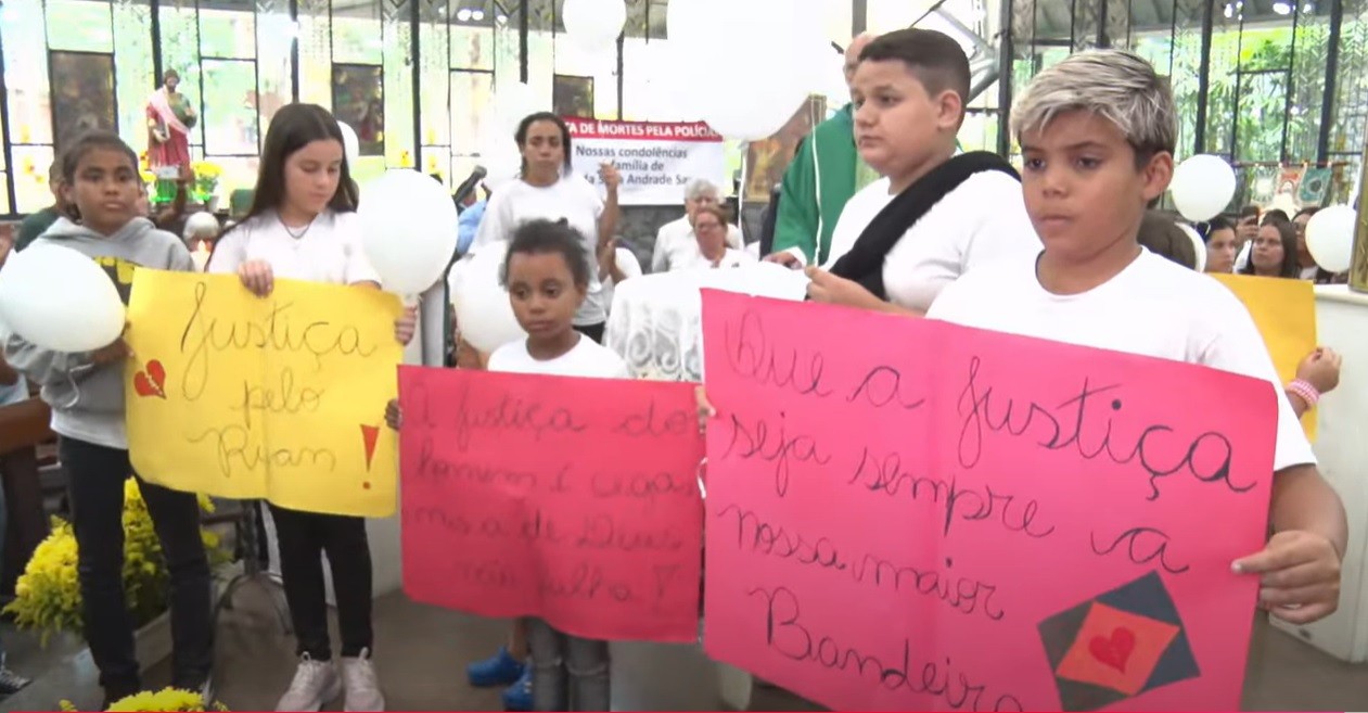 Padre Julio Lancellotti e entidades de Direitos Humanos fazem missa em homenagem ao menino morto por bala perdida da polícia no litoral de SP