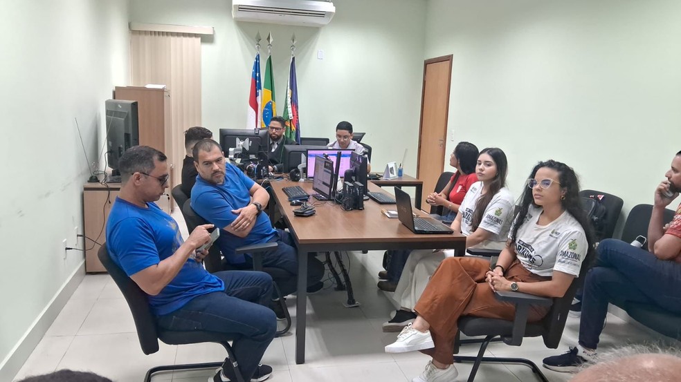Audiência discute uso de guindastes no Festival de Parintins; MPT é contra uso das estruturas — Foto: Matheus Castro, g1 AM