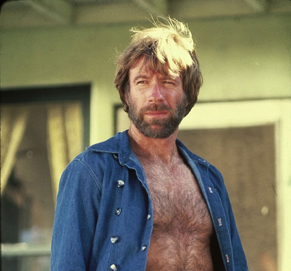 ‘Uma verdadeira lenda’: morte de Chuck Norris comove famosos; veja repercussão