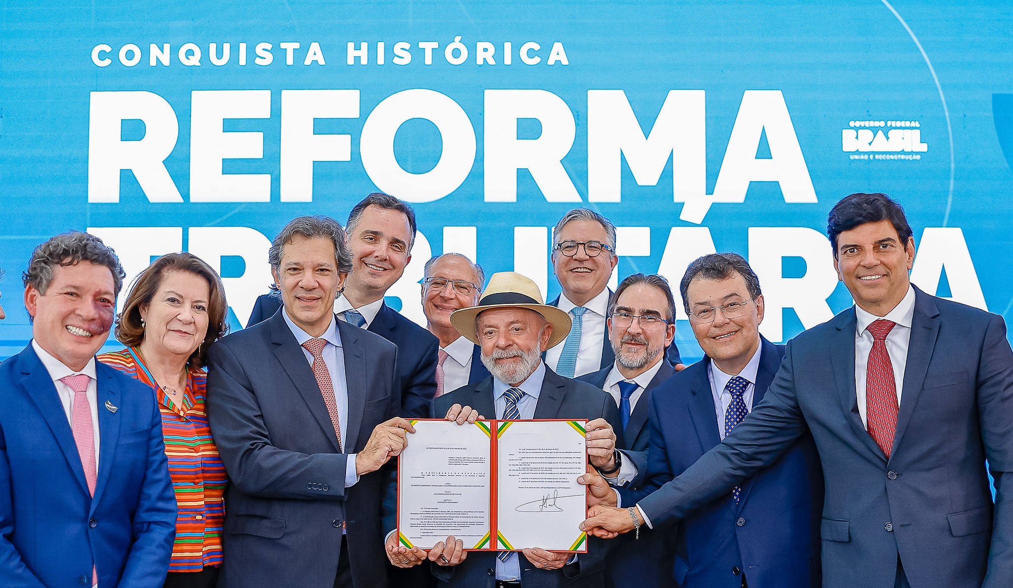 Sistema 'puro' ou 'híbrido'? Empresas do Simples têm 10 dias para escolher; veja como ficam MEI e nanoempreendedor | G1