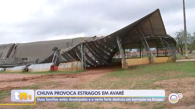 Muro desaba e mata mulher durante chuva em Itapeva