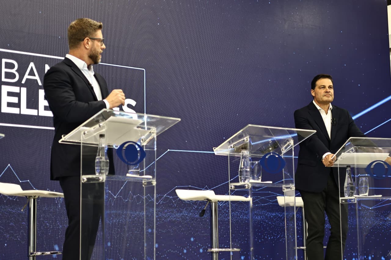 Com desistência de Moro, Requião Filho e Sandro Alex fazem primeiro debate entre candidatos a governador do Paraná