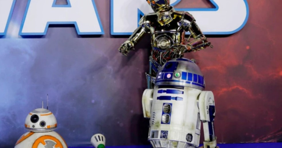 Elon Musk diz que todos vão querer ter seu próprio R2-D2 e C-3PO — Foto: BBC/AFP via Getty Images