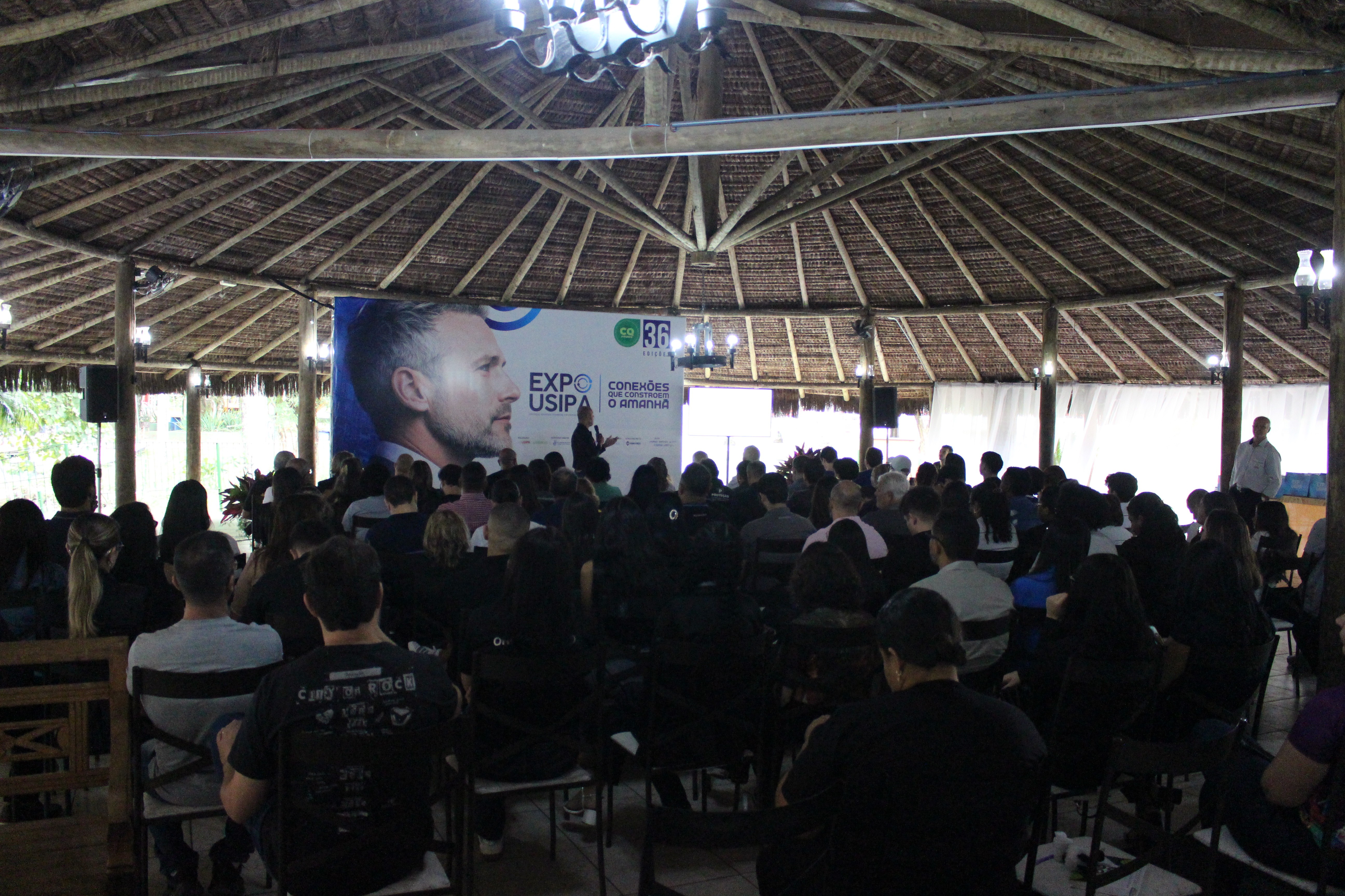 Expositores da área comercial participam de treinamento para a 36ª Expo Usipa
