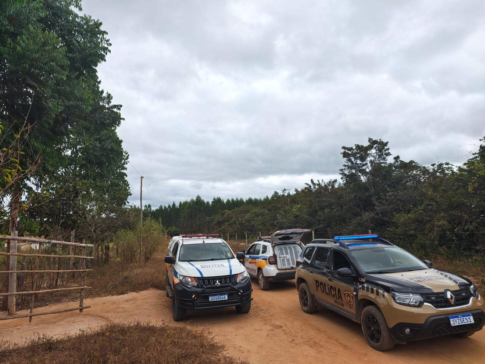 Homem é preso pela PM por matar esposa a pauladas em Indaiabira