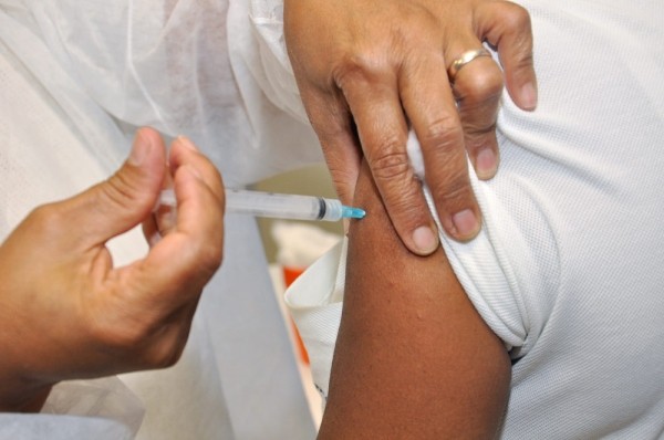 Sergipe amplia vacinação contra gripe para todas as pessoas acima de seis meses de idade