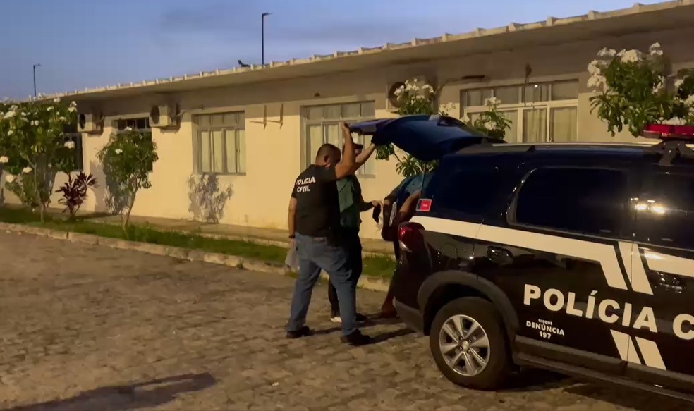 Suspeito de atirar em criança de 5 anos na calçada de casa é preso, em João Pessoa — Foto: Reprodução/TV Cabo Branco