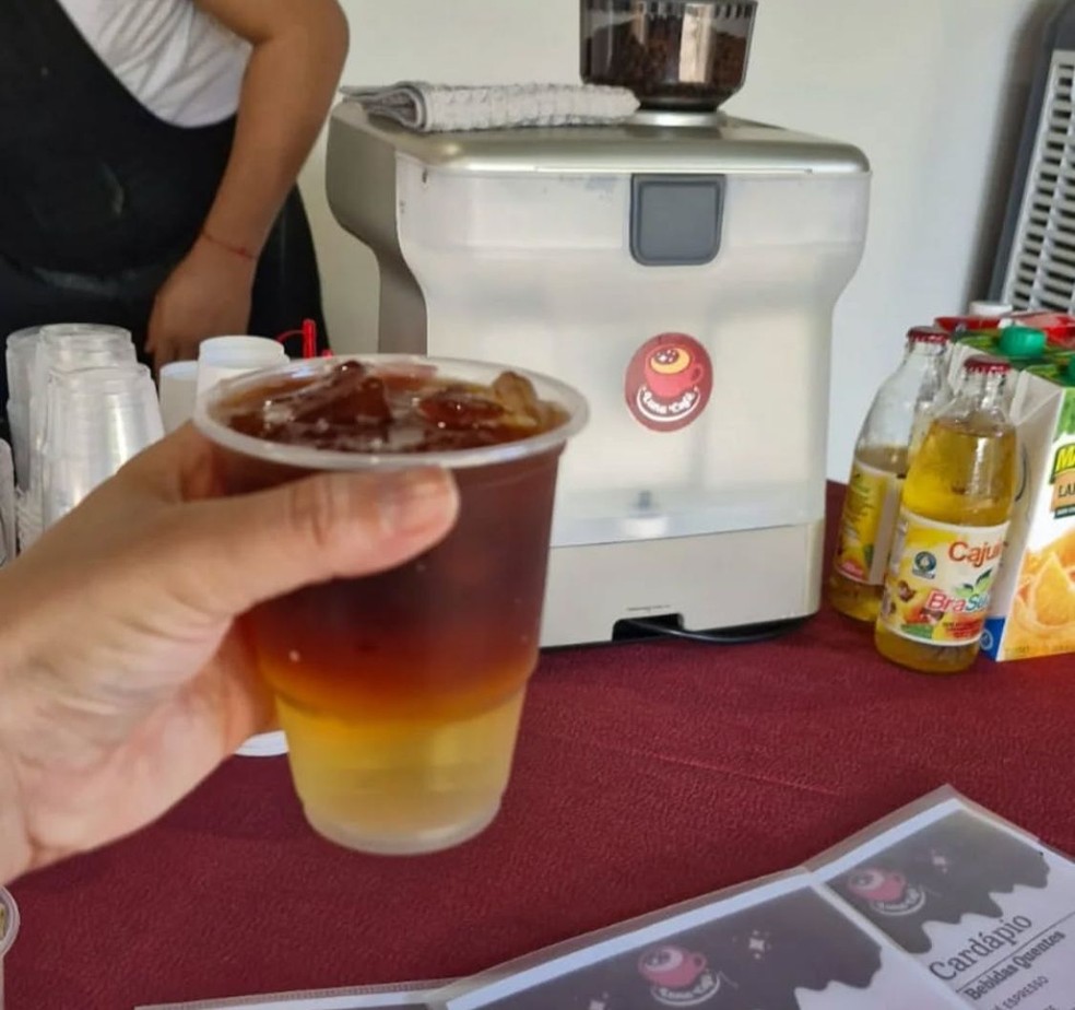 Café com cajuína? Mistura inusitada atrai curiosidade em Teresina — Foto: Reprodução / Luiz Henrique