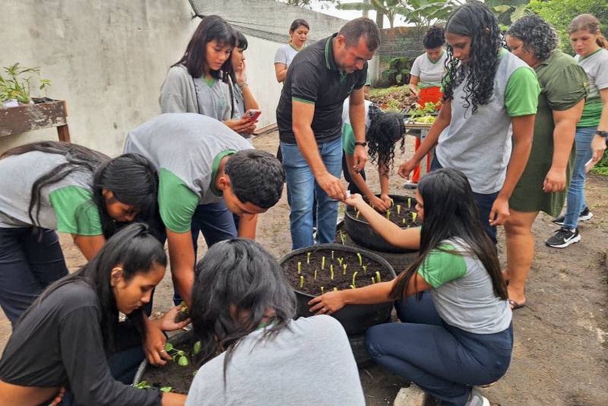 Durante semana do meio ambiente, Emater prepara cooperação com Ufopa em