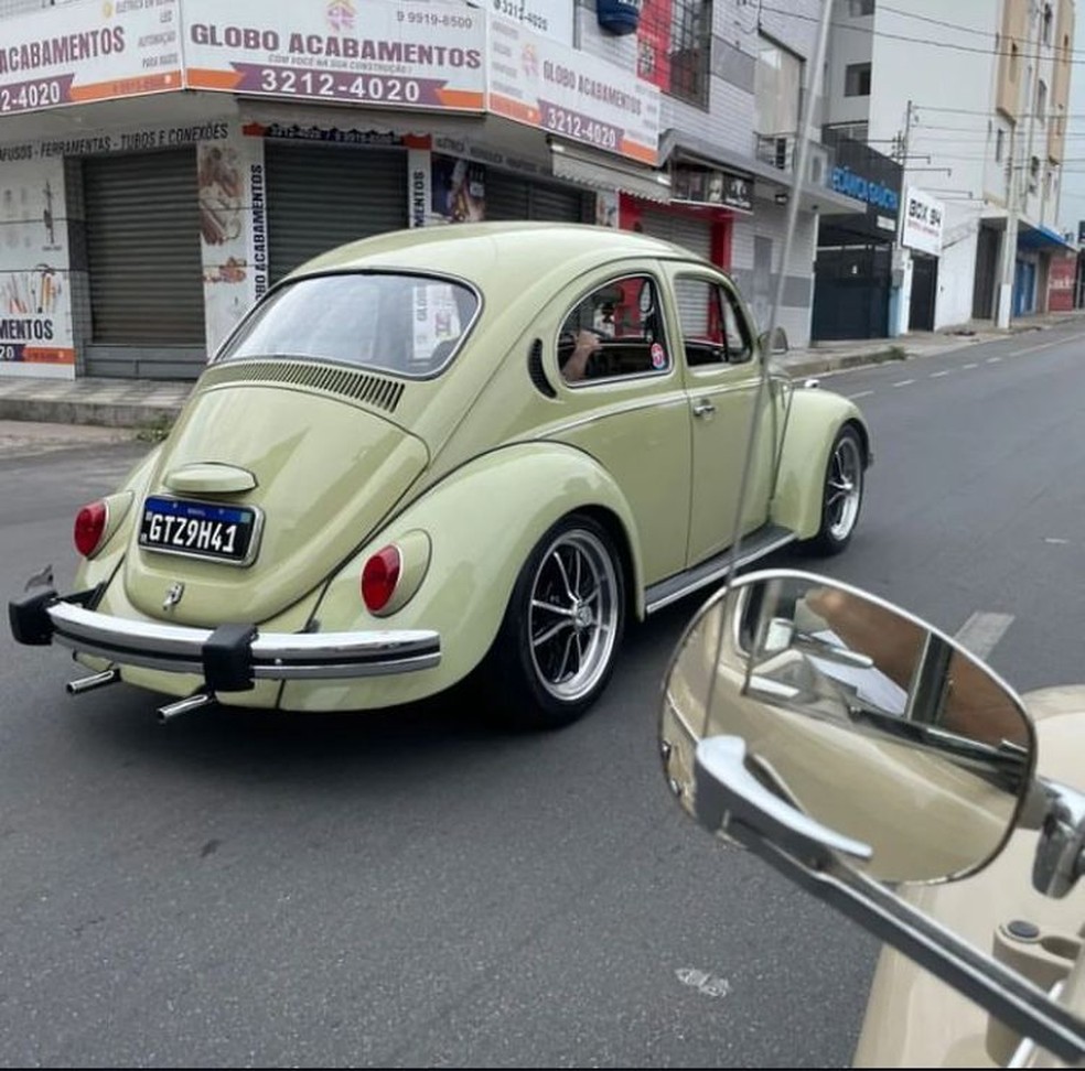 “Fusca, a máquina de fazer amigos” diz criador de clube em Divinópolis que apaixonados no carro — Foto: Divino Fusca Clube / Divulgação