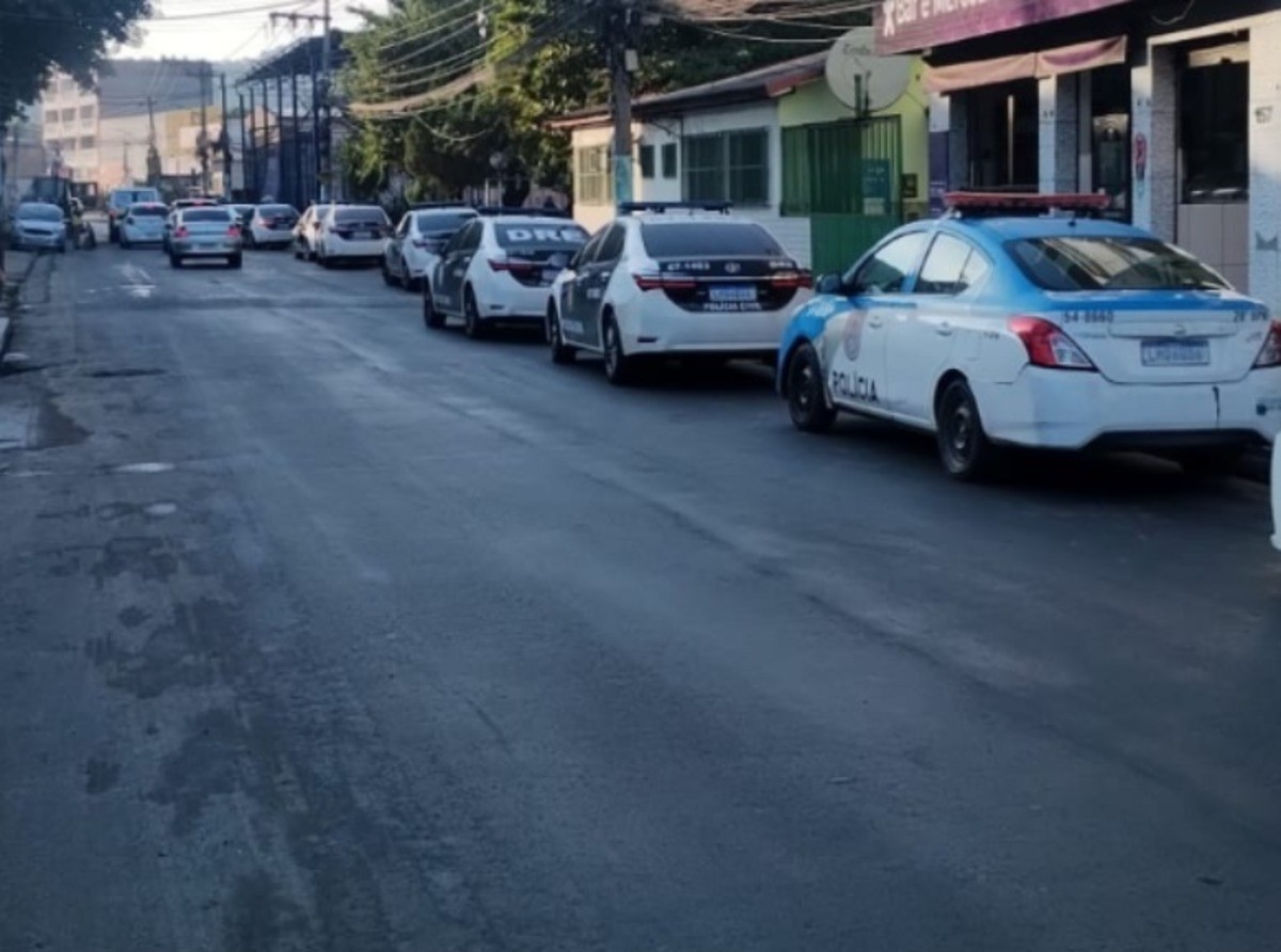 Operação da Polícia Civil contra facção criminosa prende 8 pessoas no Sul do RJ